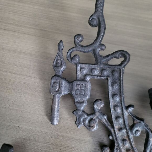 2 Victorian Goth Black Cast Iron Swing Arm Oil Lamp Candle Holder Vintage Ornate - Picture 5 of 12